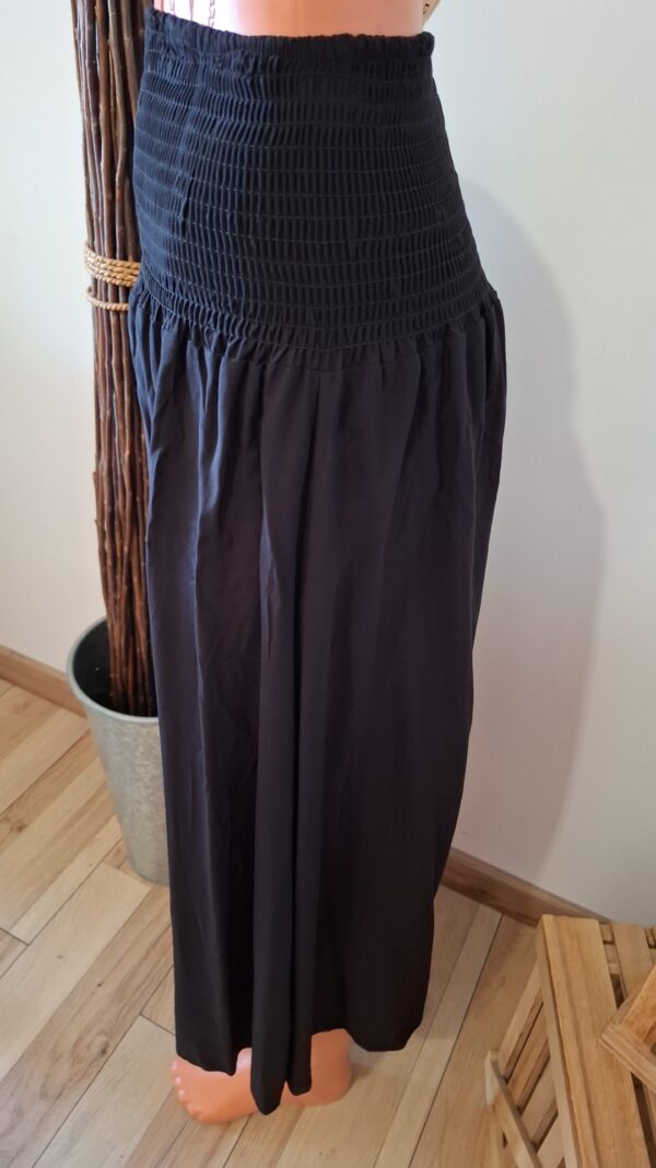 Pantalon jupe culotte noire – Image 2