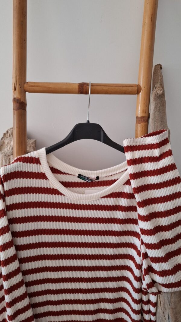 Pull rouille à rayures – Image 2