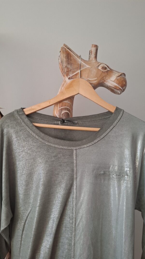Sweat kaki et irisé – Image 5