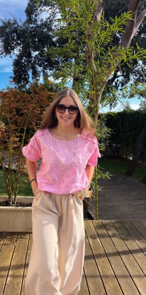 Blouse brodée différents coloris