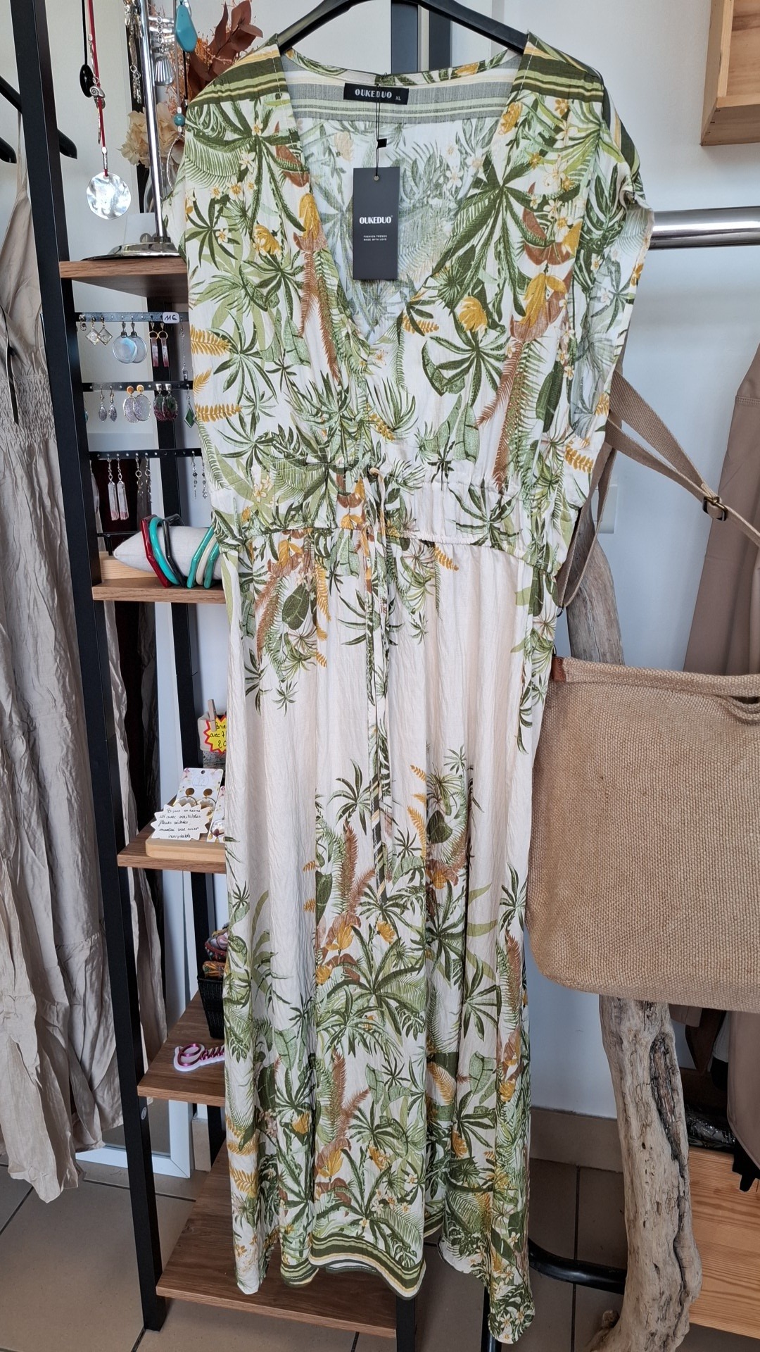 Robe longue exotique verte – Image 4