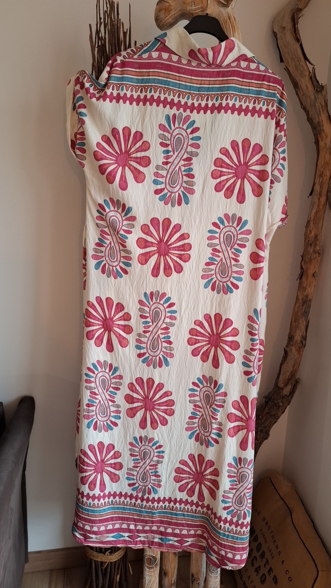 Robe bohème chic rouge, crème et blanche – Image 7